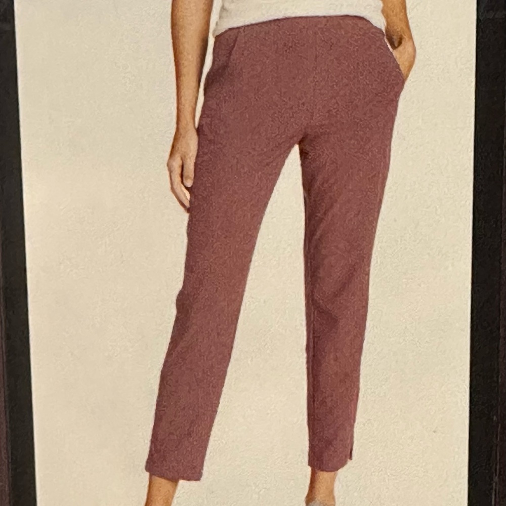 Eddie Bauer Traveler Ankle Pant